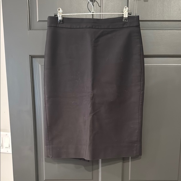 J. Crew Black Knee-Length Pencil Skirt for Work - Picture 1 of 4